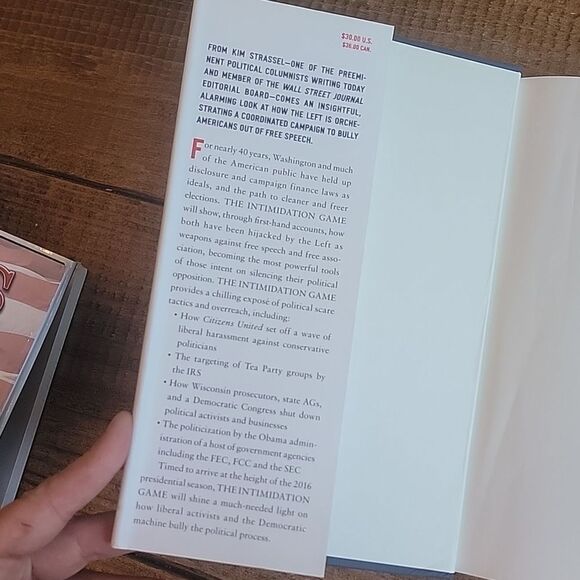 💥THE INTIMIDATION GAME - hardback - Picture 2 of 4